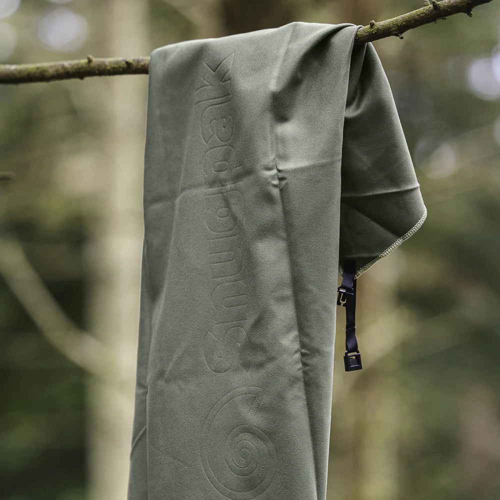 Snugpak rankšluostis nuo galvos iki kojų