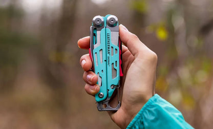 Leatherman Signal