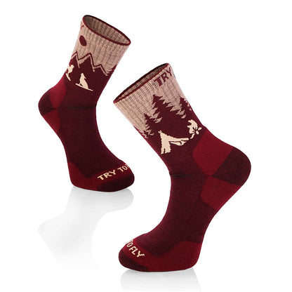 Pirin Hill Merino Wool Hiking Socks - Wolf motive